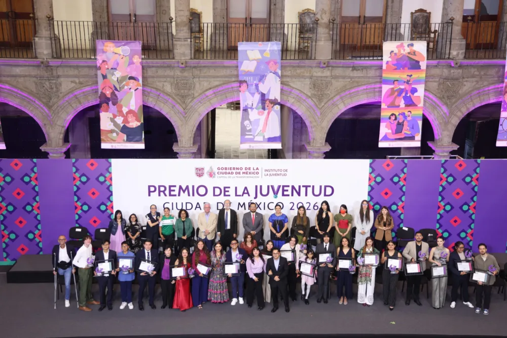 Clara Brugada entregó el Premio de la Juventud de la CDMX 2026.