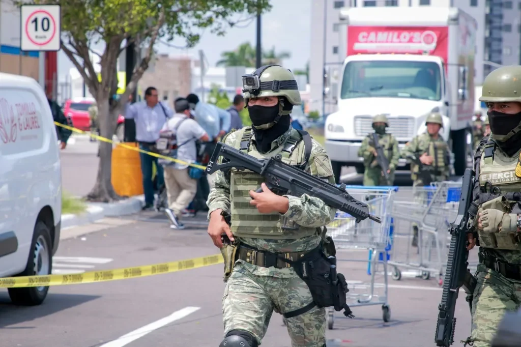 La violencia en Sinaloa dejó 10 muertos sólo el sábado.