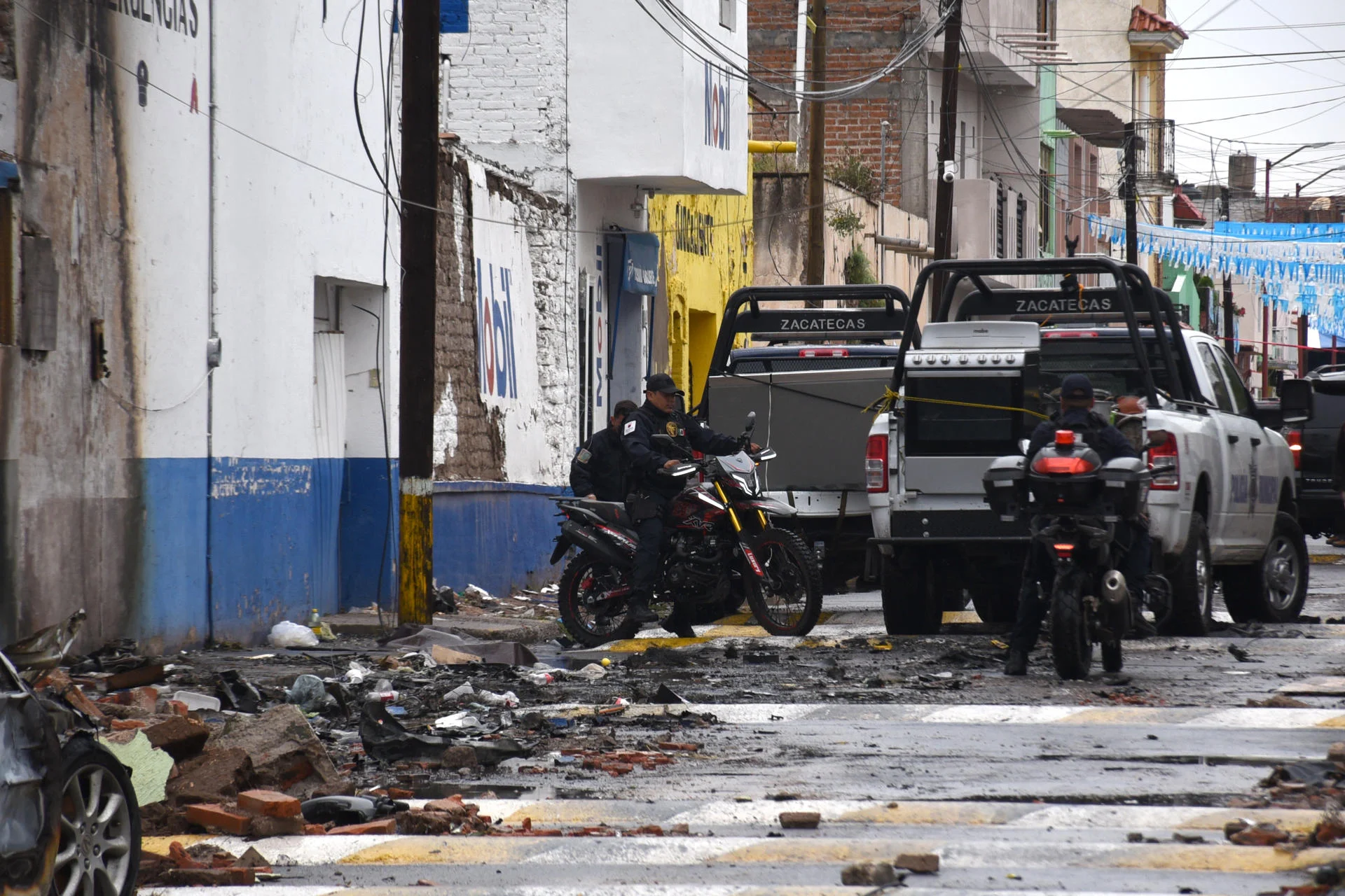 Daños tras la explosión en comandancia de policía en Ojocaliente, Zacatecas.