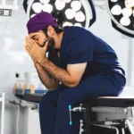 Negligencias médicas con sanciones leves.