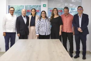 La dirigencia de Morena y el PT se reúnen para zanjar diferencias.