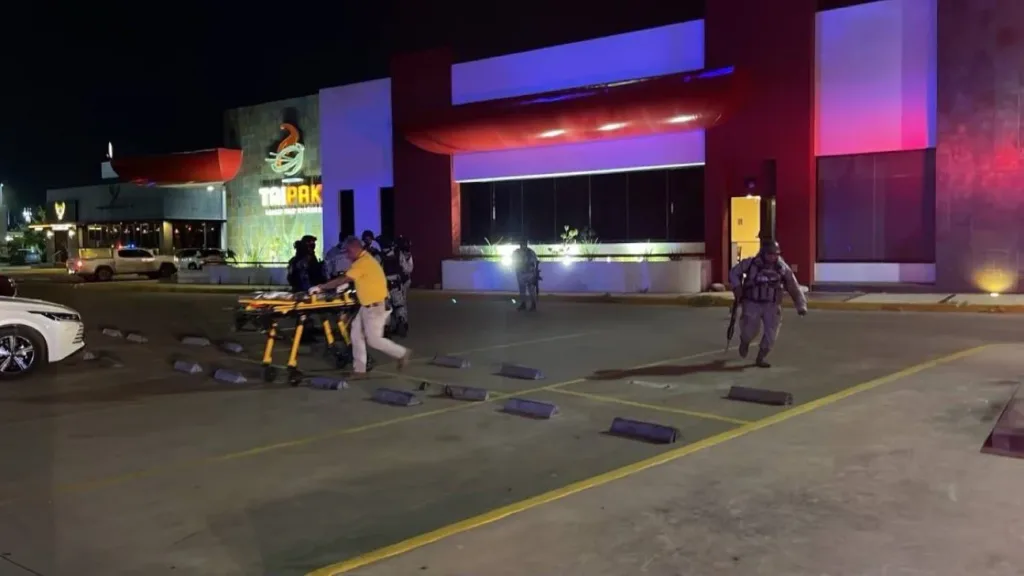 Ataque armado en el restaurante TaiPak del sector Tres Ríos en Culiacán.