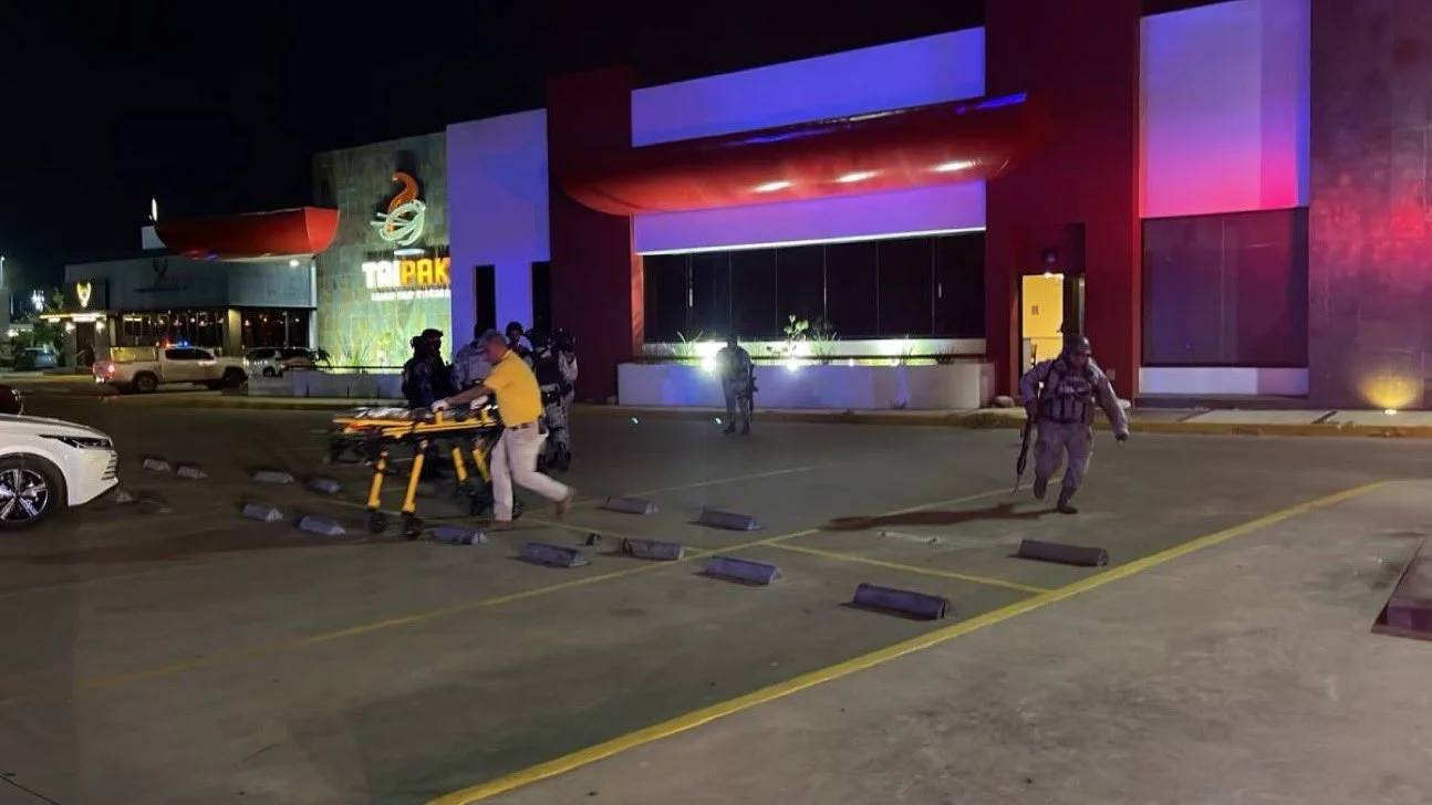 Ataque armado en el restaurante TaiPak del sector Tres Ríos en Culiacán.