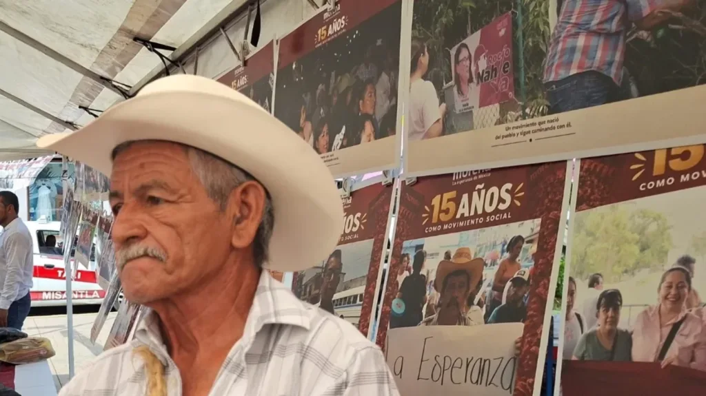 Morena festeja 15 años entre crisis locales y retos futuros.