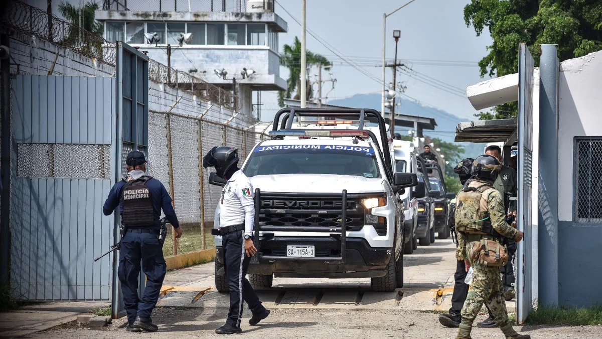 Crisis penitenciaria en Sinaloa.