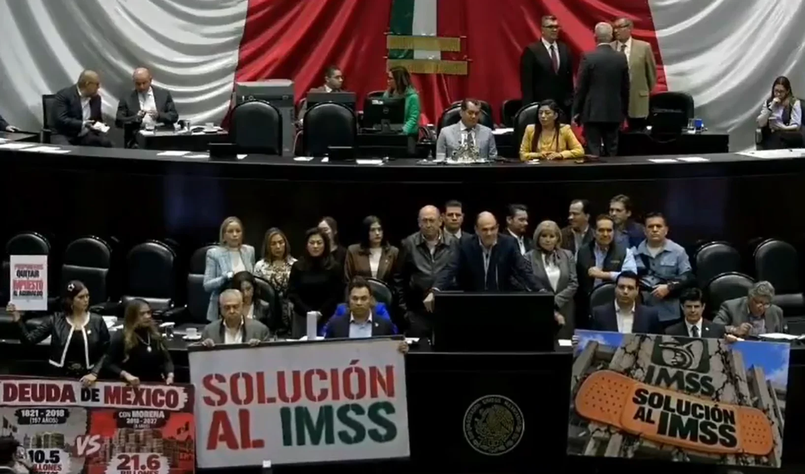Oposición se manifiesta en contra del techo de endeudamiento propuesto por Morena y aliados.