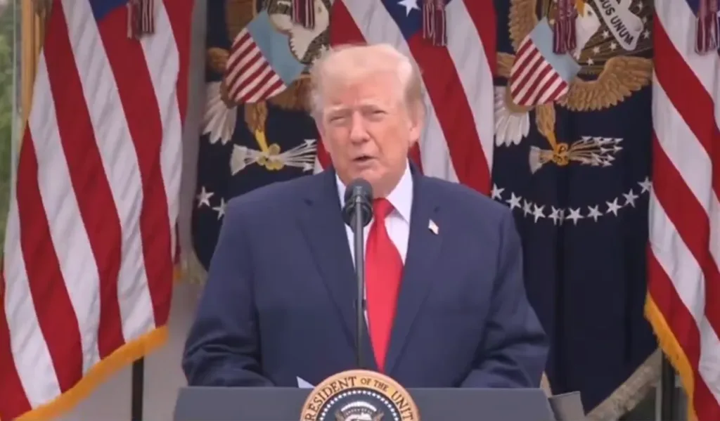 Donald Trump reitera que los cárteles gobiernan México.