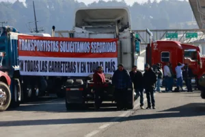 Transporistas tomarán las carreteras el próximo 26 de octubre.