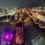 Transportistas pactan con Segob retirar bloqueos en carreteras.