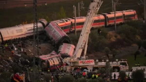 Siete mexicanos sobrevivieron al choque de trenes en Toledo.
